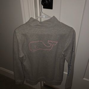 vineyard vines pull over